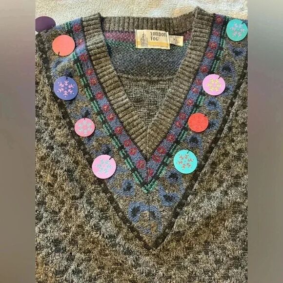 Vintage London Fog Holiday Sweater | Size XL | Gray - Picture 2 of 6
